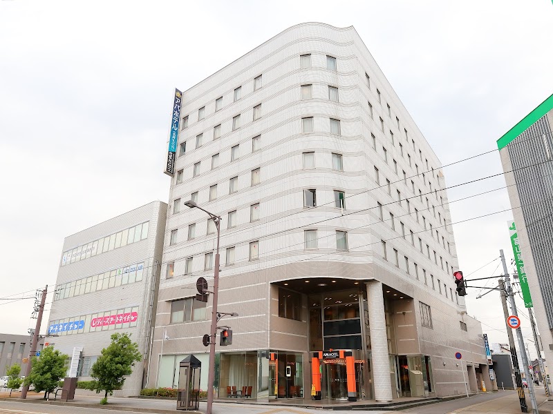 APA Hotel Takaoka-Marunouchi in Takaoka, Japan