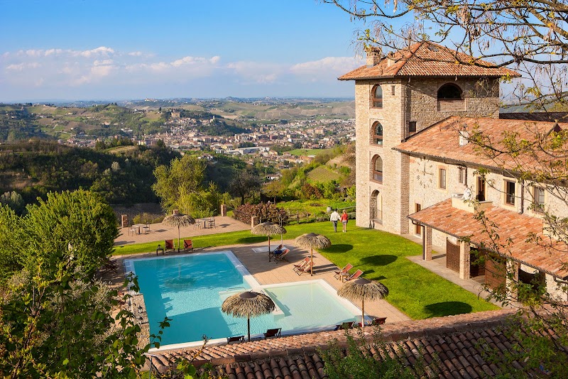 Agriturismo I Tre Poggi in Canelli, Italy
