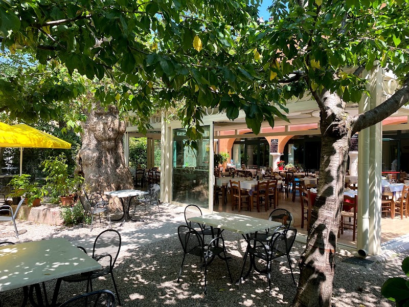 Albergo Al Platano in Caprino Veronese, Italy