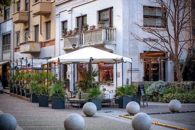 Albergo Ristorante Posta in Como, Italy