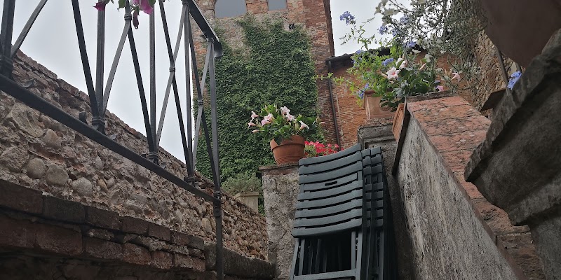 Antica Casa Naldi in Capannori, Italy