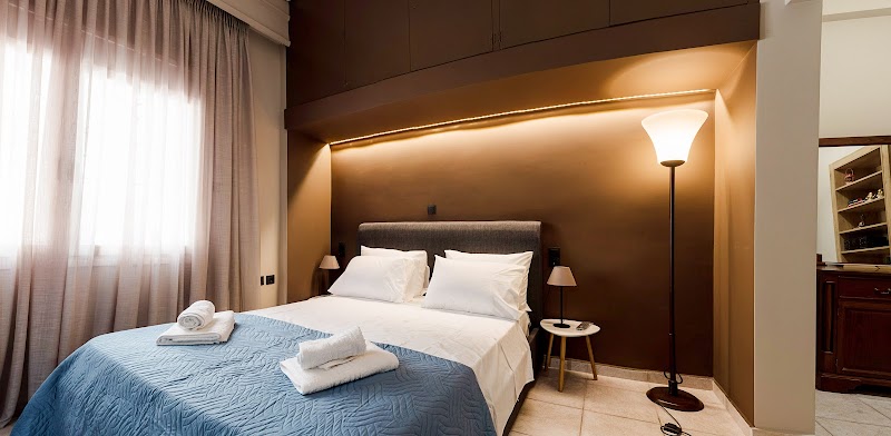 Athina House in Argyroupoli, Greece