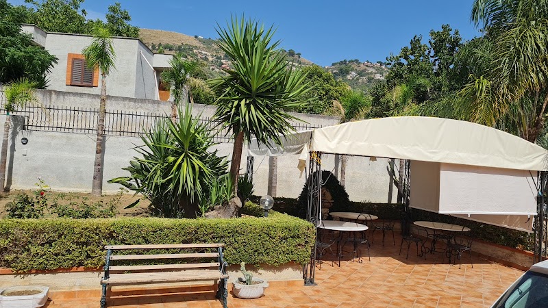 B&B Elvira Al Duomo in Brindisi, Italy