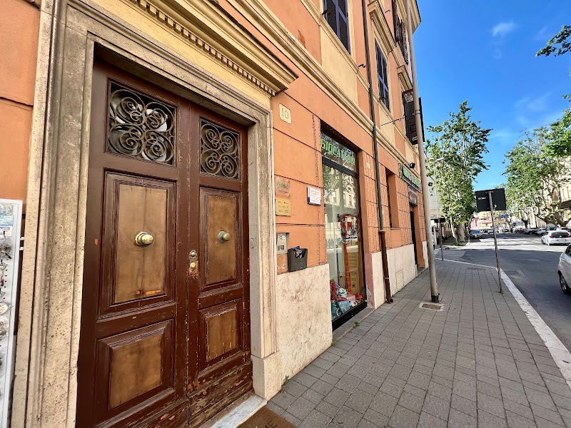 B&B Fuori Dal Porto in Civitavecchia, Italy