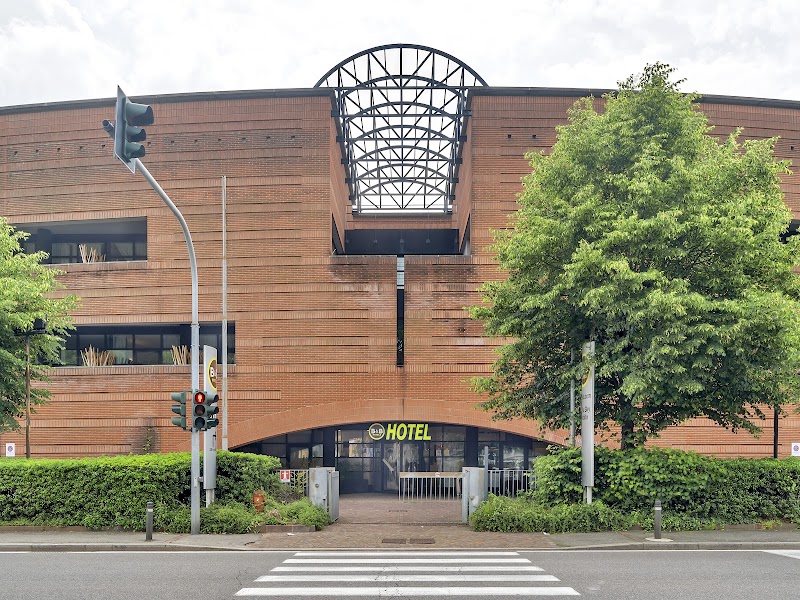 B&B Hotel Como in Como, Italy