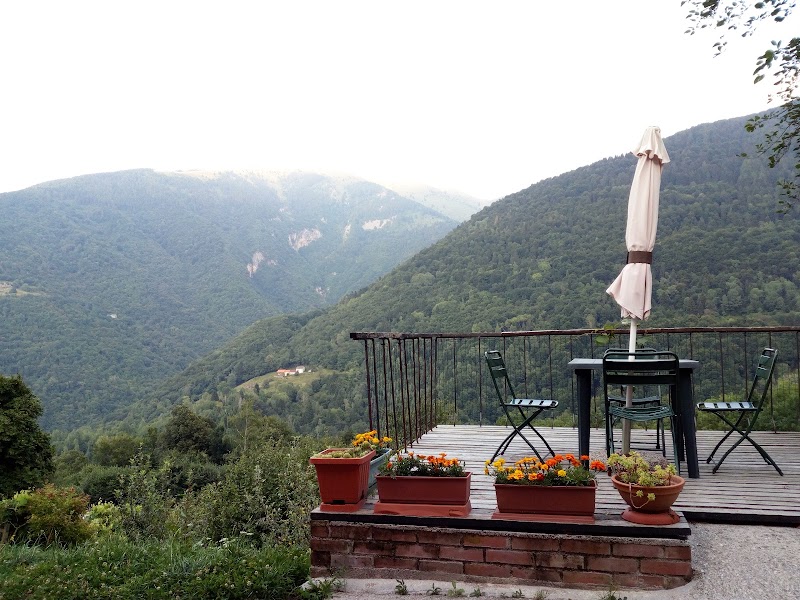 B&B I Boschi del Castagno in Belluno, Italy