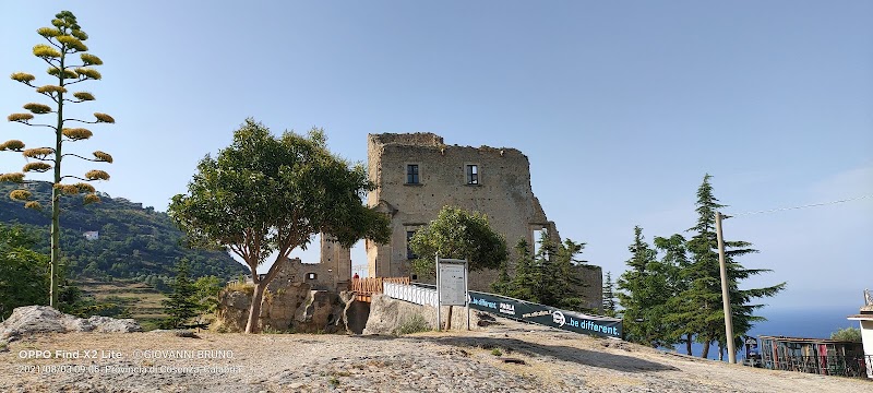 B&B Il Borgo Antico in Belvedere Marittimo, Italy