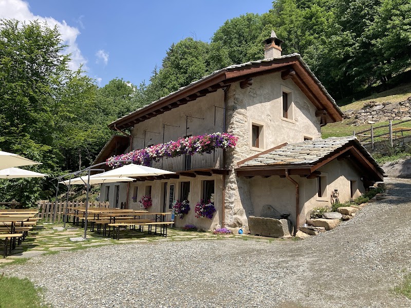 B&B Il Giardino di Alice in Biella, Italy