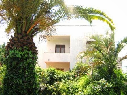 B&B Il Giardino di Villa Anna in Bisceglie, Italy