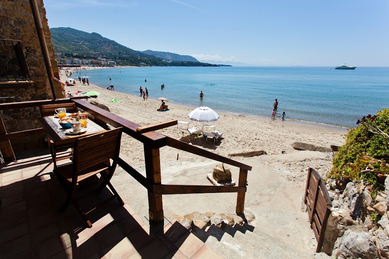 B&B Il Nido Sul Mare in Cefalu, Italy