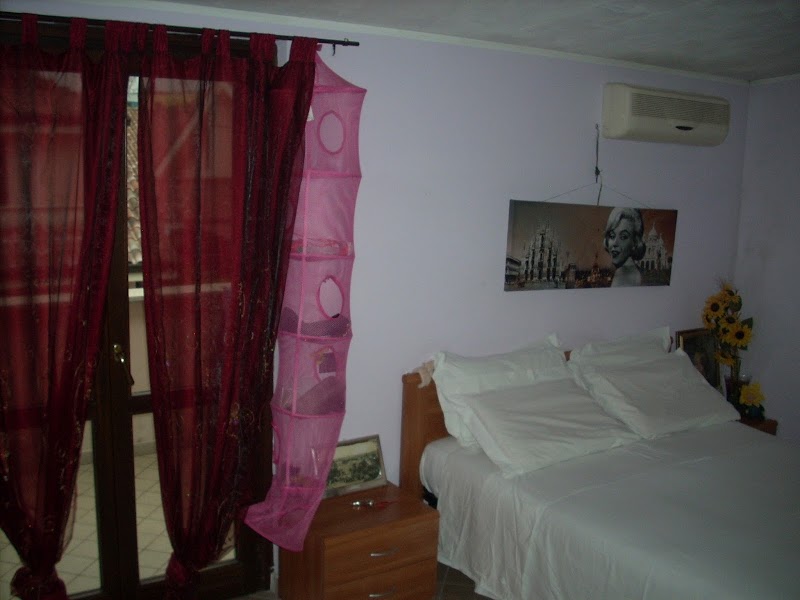 B&B La Baia Dei Delfini in Ardea, Italy