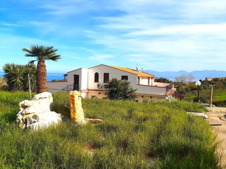 B&B Le Grotte Del Sole in Alcamo, Italy