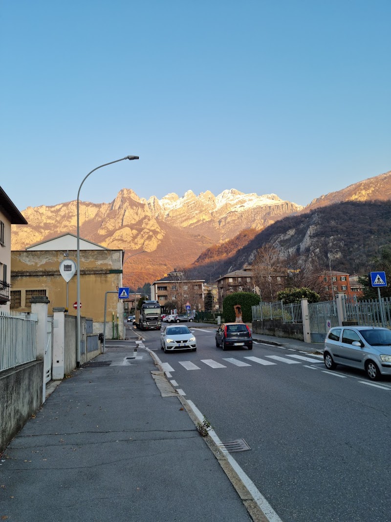 B&B Polvara 31 in Lecco, Italy