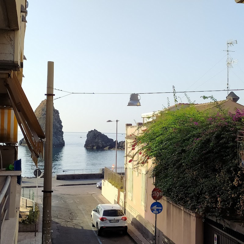 B&B Sole e Luna in Aci Castello, Italy