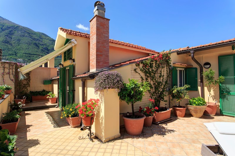 B&B Tetto Fiorito in Castellammare di Stabia, Italy