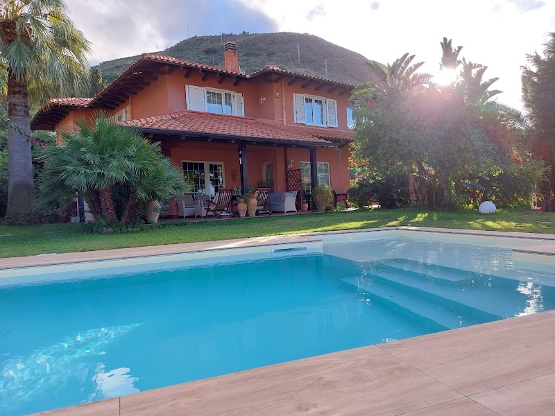 B&B Villa Di Giorgi in Cefalu, Italy