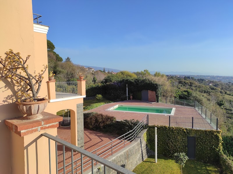 B&B Villa Etelka in Aci Castello, Italy