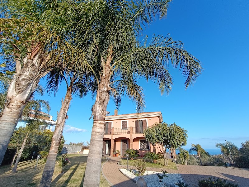 B&B Villa Feluchia in Acireale, Italy