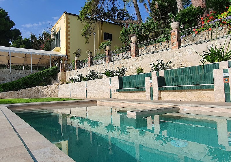 B&B Villa Tommaso Maruggi in Alcamo, Italy