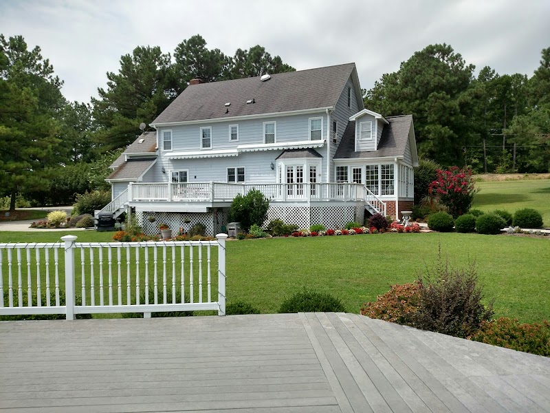 B&B's Country Garden Inn in Apex, United States