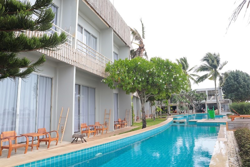 Bari Lamai Resort in Ban Phe, Thailand