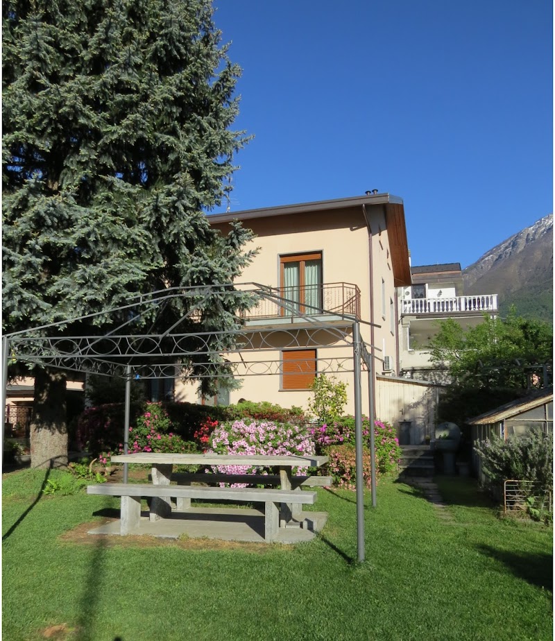 Bed & Breakfast Ossola in Domodossola, Italy