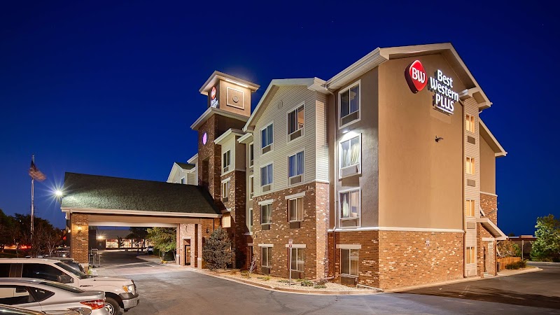 Best Western Plus Gateway Inn & Suites in Aurora, United States