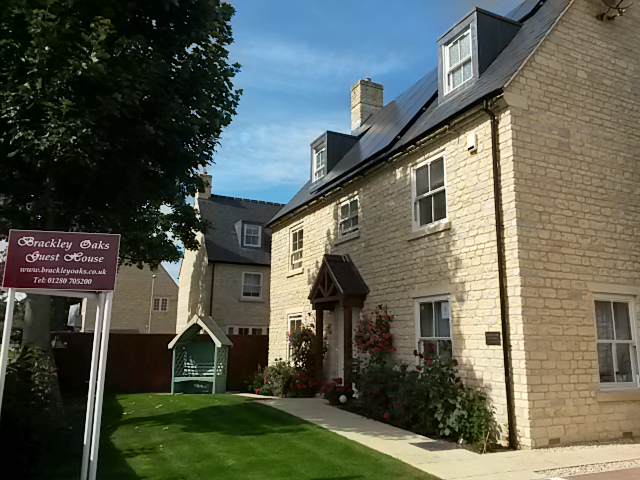 Brackley Oaks Guest House in Brackley, United Kingdom
