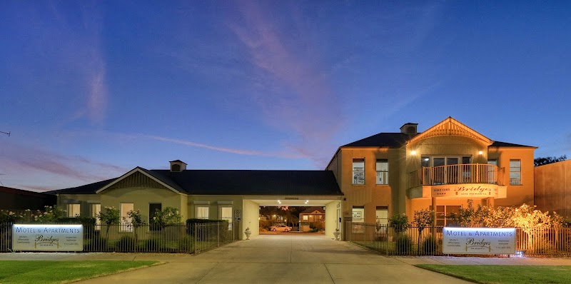 Bridges on Meninya Motel & Apartments in Echuca, Australia