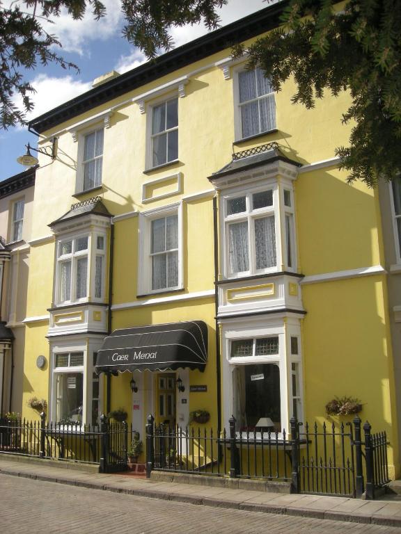 Caer Menai Guesthouse in Caernarfon, United Kingdom