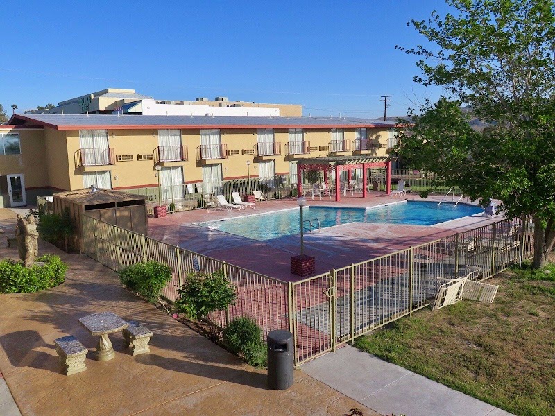 California Inn in Barstow, United States