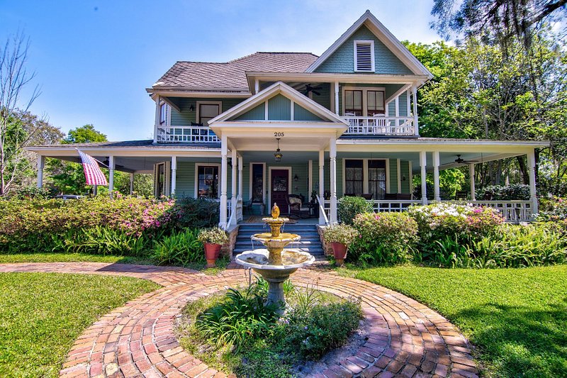 Camellia Rose Inn in Alachua, United States