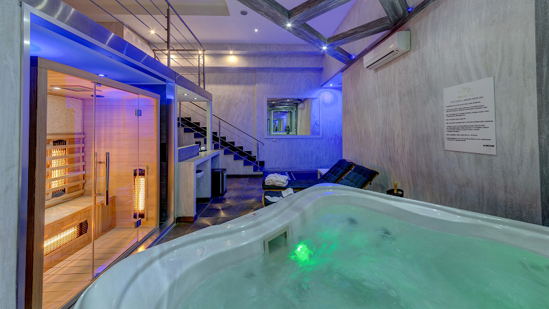 Capri Hotel in Casoria, Italy