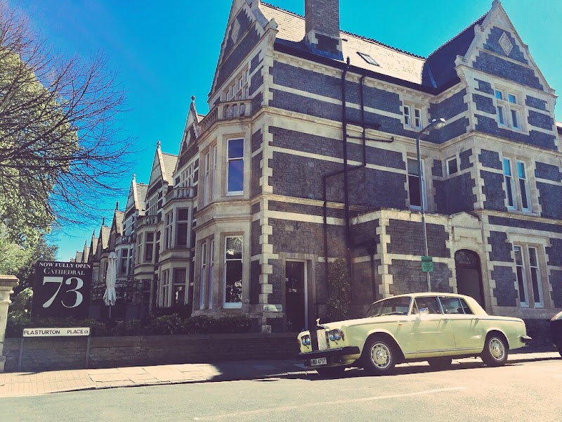 Cathedral 73 in Caerdydd, United Kingdom