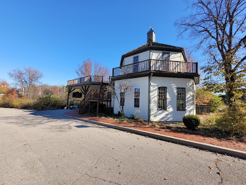 Century Suites Hotel in Bloomington, United States
