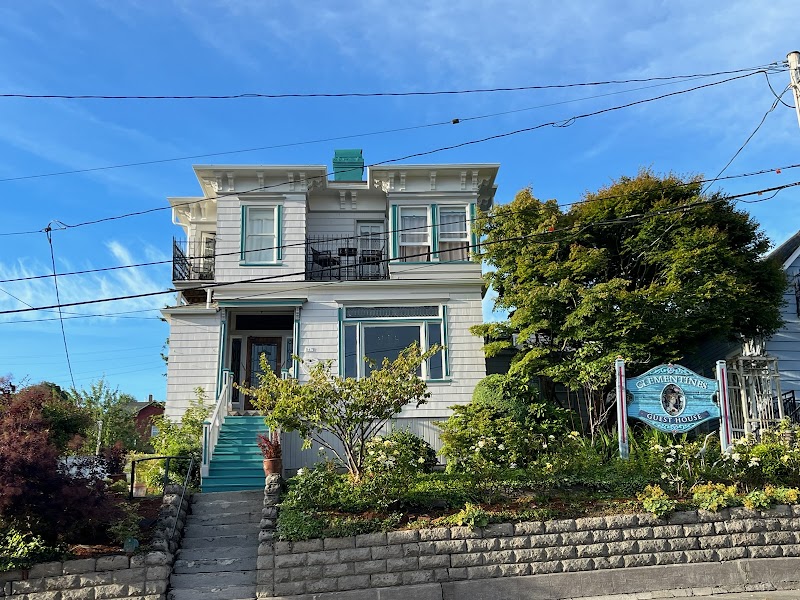 Clementine's Guest House in Astoria, United States