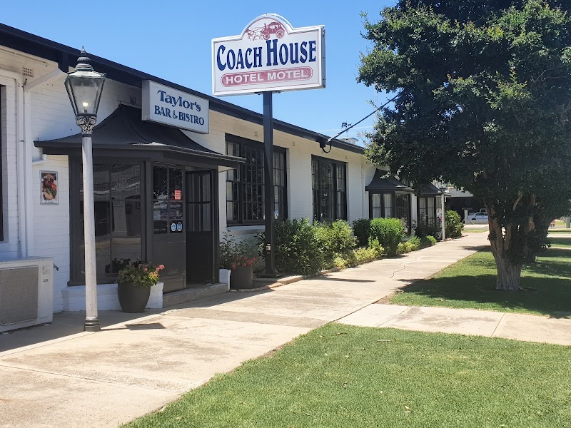 Coach House Hotel Motel in Deniliquin, Australia