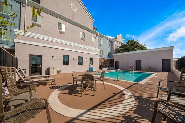 Comfort Suites Bastrop in Bastrop, United States