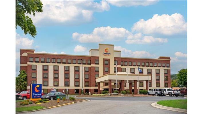 Comfort Suites Outlet Center in Asheville, United States