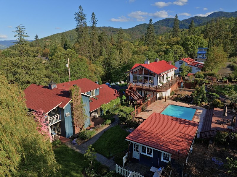 Country Willows Inn in Ashland, United States