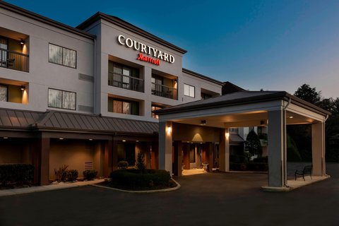 Courtyard by Marriott Asheville in Asheville, United States