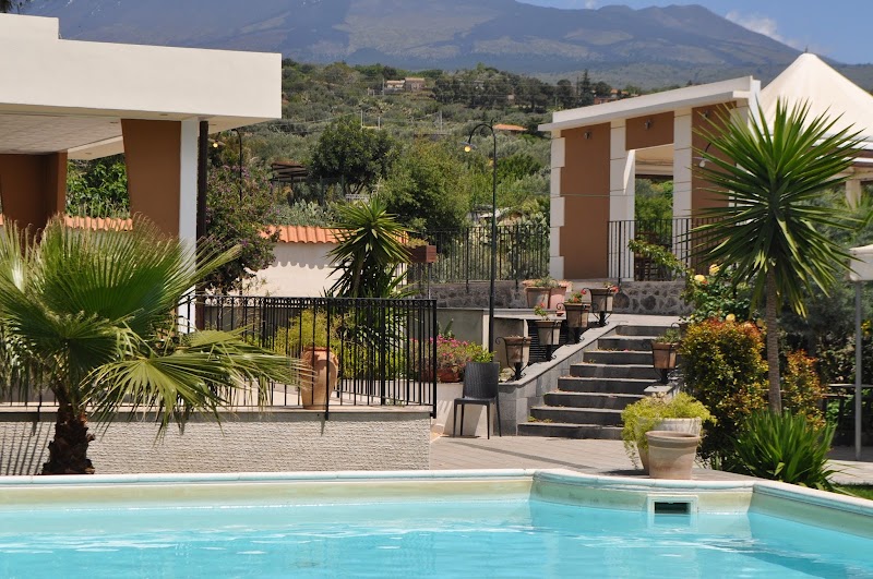 Croce Vallone Agrihotel in Biancavilla, Italy