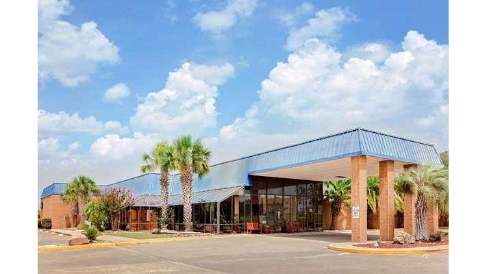 Days Inn by Wyndham Bay City in Bay City, Matagorda County, United States, United States