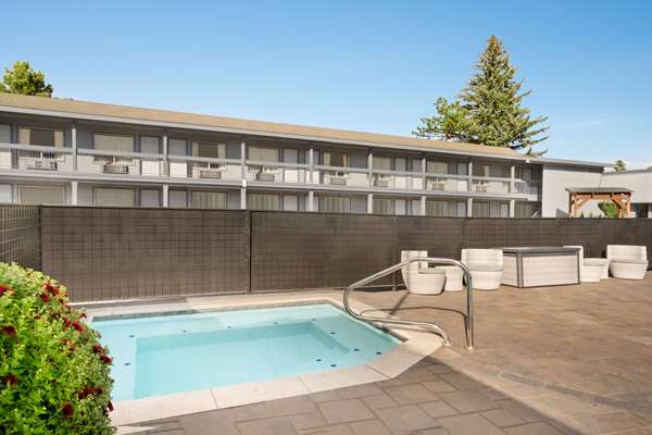 Days Inn by Wyndham Bend in Bend, United States