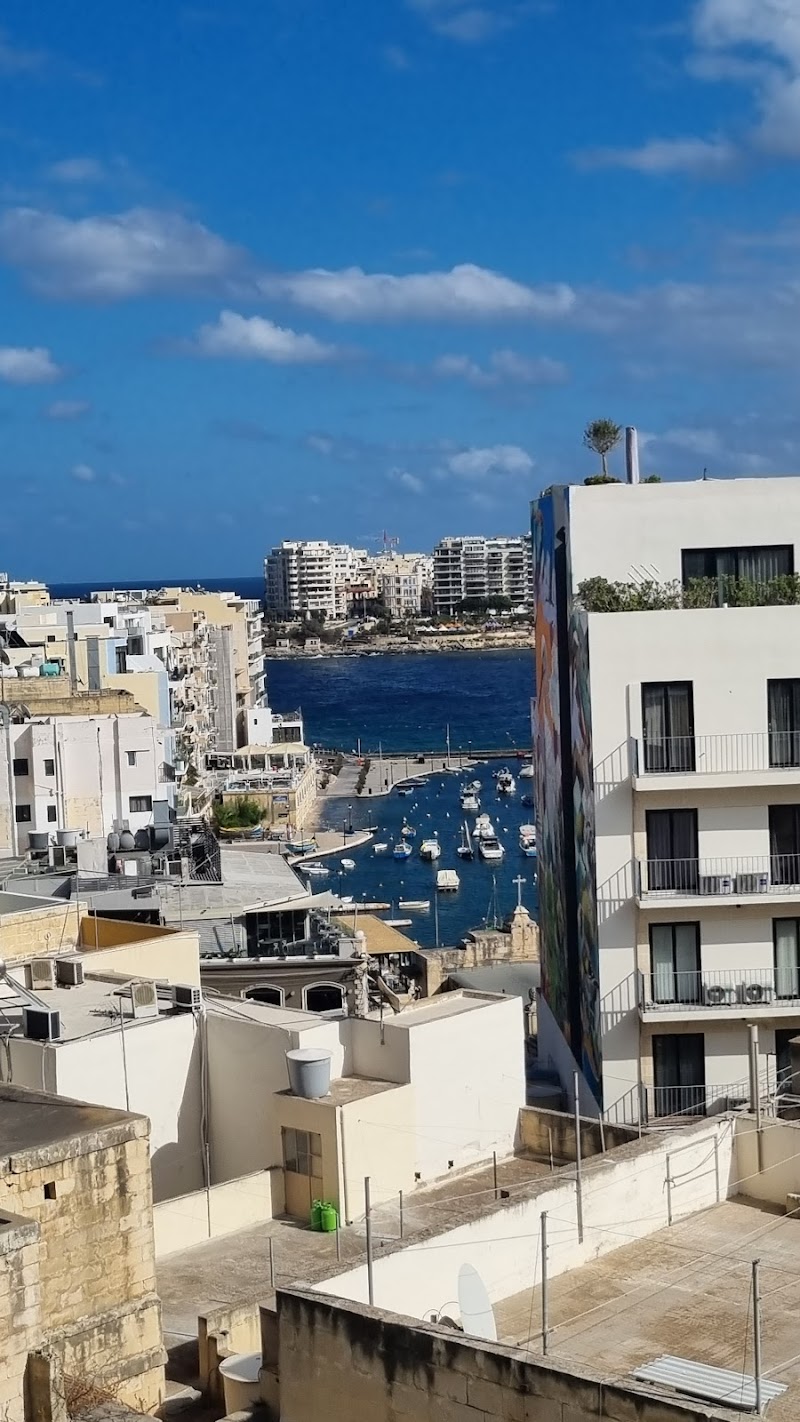 Dean Hamlet Hotel in San Giljan, Malta