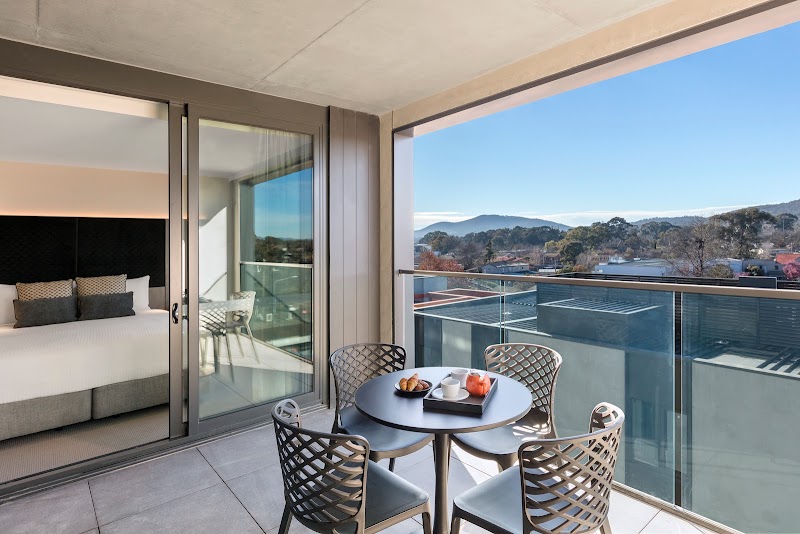 Deco Hotel Canberra in Canberra, Australia