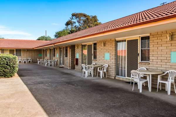 Econo Lodge Alabaster in Cowra, Australia