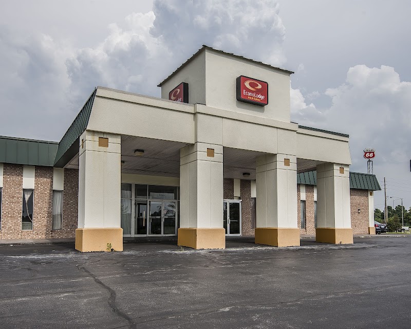 Econo Lodge Inn & Suites Blue Springs in Blue Springs, United States