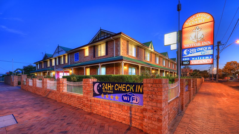 Endeavour Court Motor Inn in Dubbo, Australia
