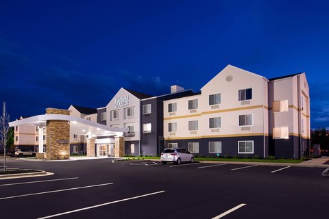Fairfield Inn & Suites by Marriott Beloit in Beloit, United States